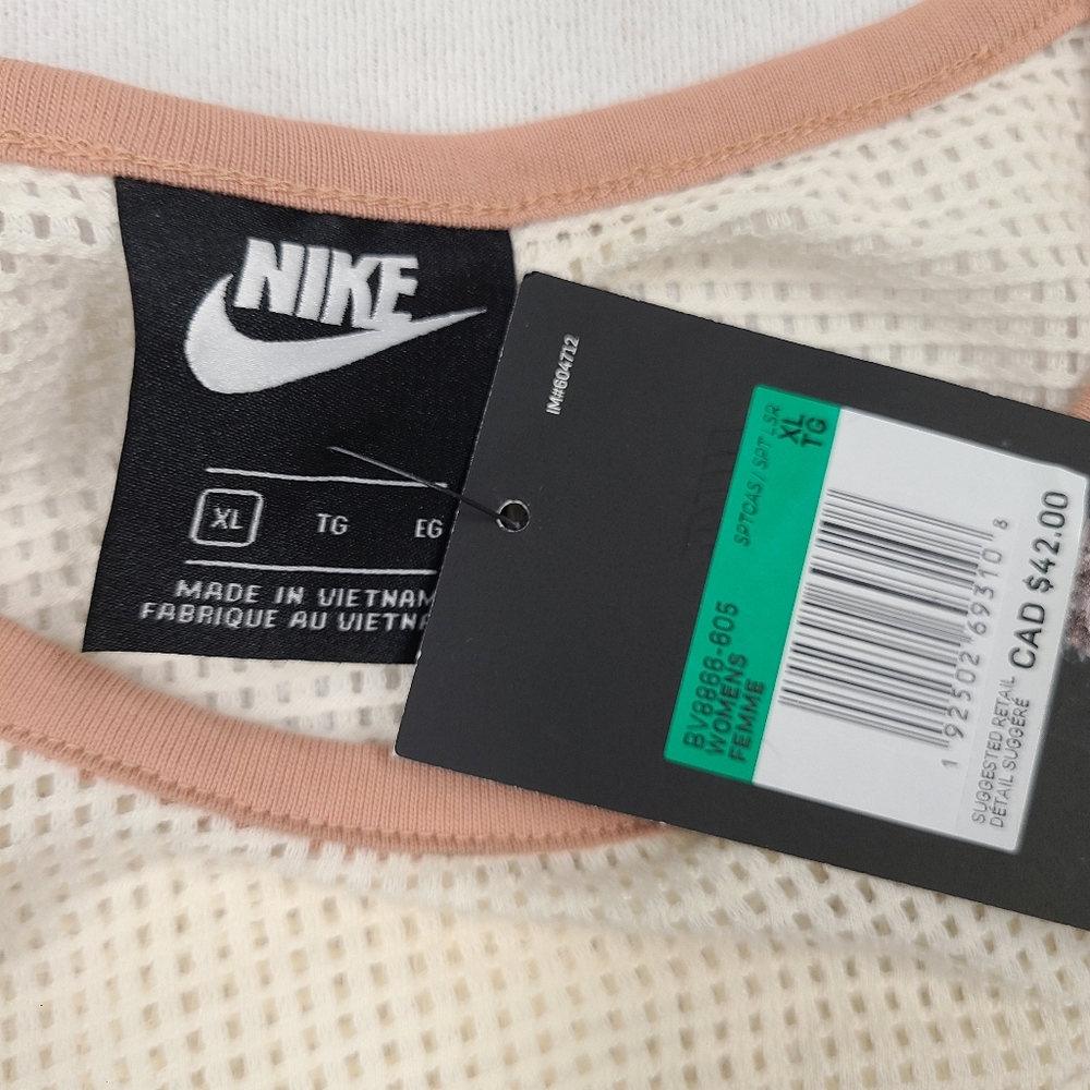 Nike mesh Racerback tank - Picture 3 of 4